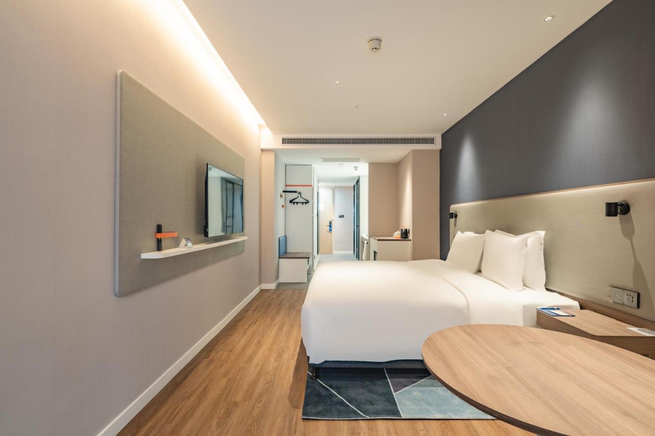 Holiday Inn Express Shanghai Expo Centre By Ihg Exterior foto